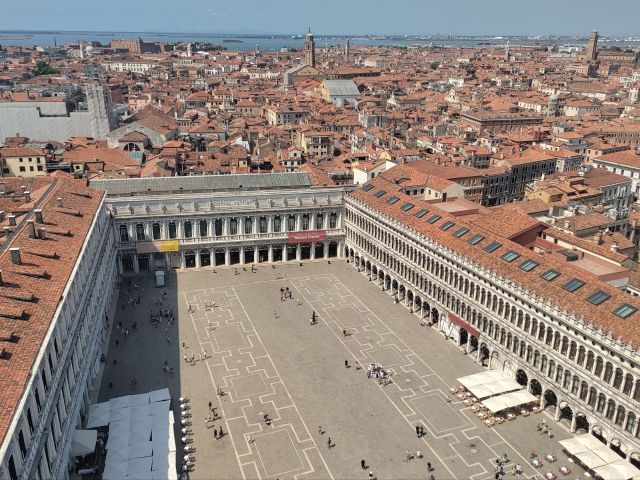 St. Mark's Square on 27 July 2024 was not overcrowded.